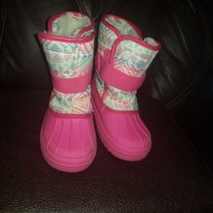 Girls snow boots